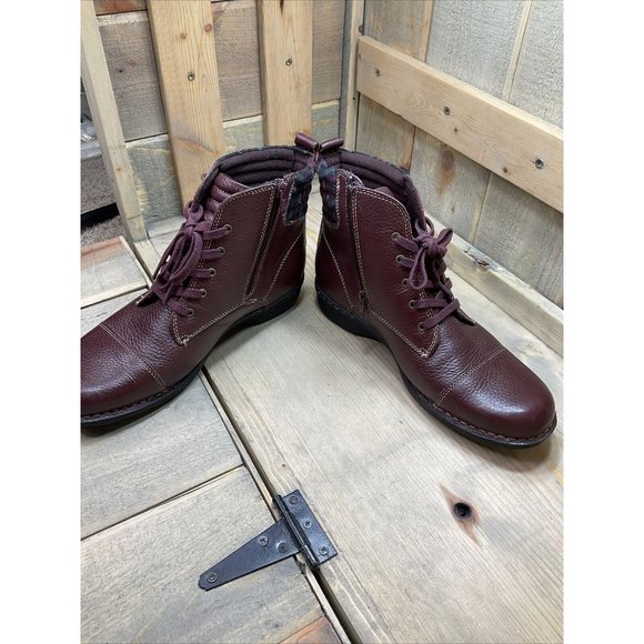 Clarks Cushion Soft Retro Boots Maroon Plaid Accent Zipper US9 - Picture 5 of 10
